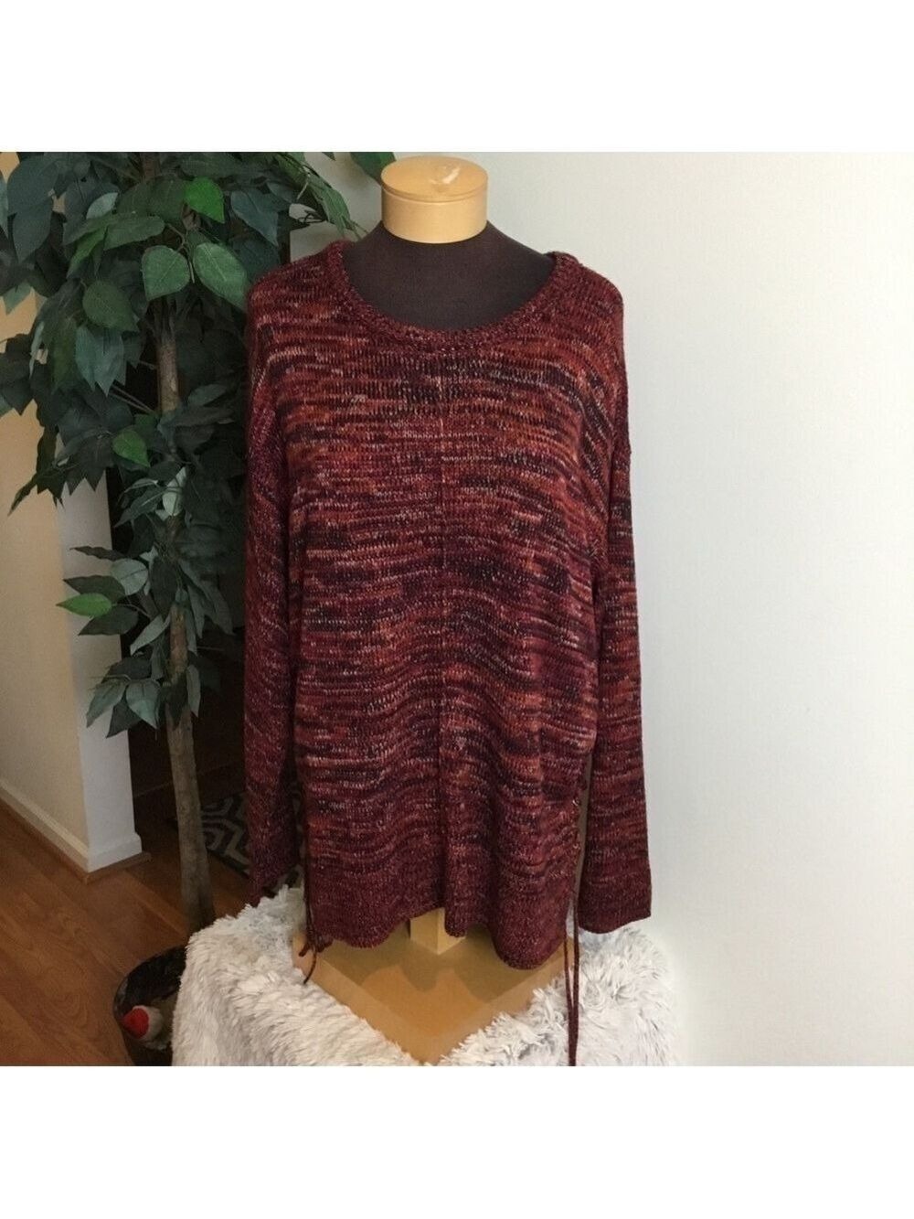 RELATIVITY XL NWT crewneck Pullover sweater